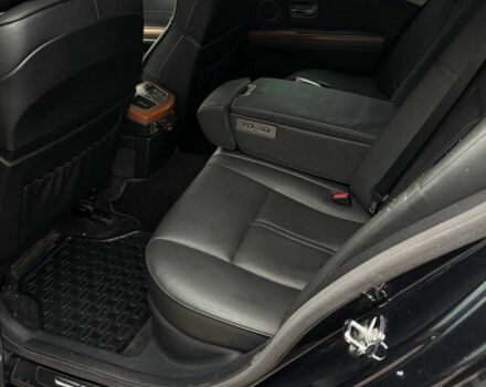 Черный БМВ 7 Серия, объемом двигателя 3 л и пробегом 305 тыс. км за 6700 $, фото 6 на Automoto.ua