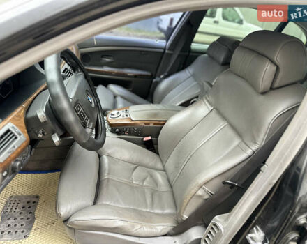 Черный БМВ 7 Серия, объемом двигателя 4.4 л и пробегом 262 тыс. км за 4200 $, фото 19 на Automoto.ua