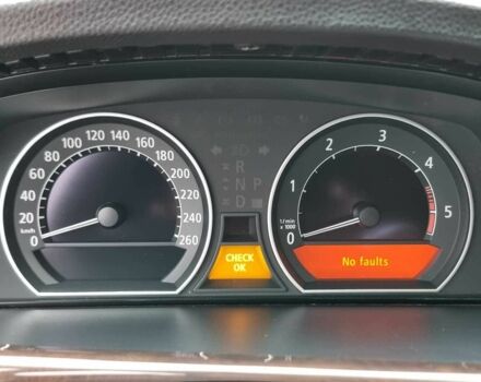 Чорний БМВ 7 Серія, об'ємом двигуна 3 л та пробігом 260 тис. км за 10900 $, фото 19 на Automoto.ua