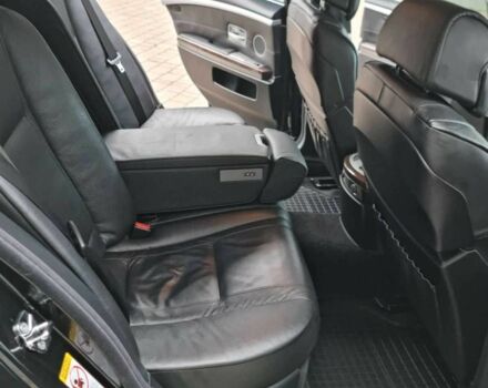 Чорний БМВ 7 Серія, об'ємом двигуна 3 л та пробігом 260 тис. км за 10900 $, фото 15 на Automoto.ua