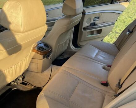 Черный БМВ 7 Серия, объемом двигателя 3 л и пробегом 250 тыс. км за 4200 $, фото 6 на Automoto.ua