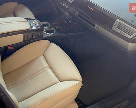 Черный БМВ 7 Серия, объемом двигателя 4.8 л и пробегом 278 тыс. км за 10500 $, фото 16 на Automoto.ua