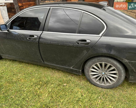 Черный БМВ 7 Серия, объемом двигателя 3 л и пробегом 280 тыс. км за 9800 $, фото 12 на Automoto.ua