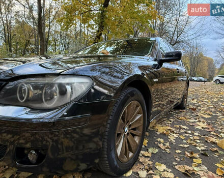 Черный БМВ 7 Серия, объемом двигателя 4.8 л и пробегом 270 тыс. км за 7350 $, фото 11 на Automoto.ua