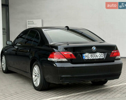 Черный БМВ 7 Серия, объемом двигателя 4 л и пробегом 280 тыс. км за 8000 $, фото 4 на Automoto.ua