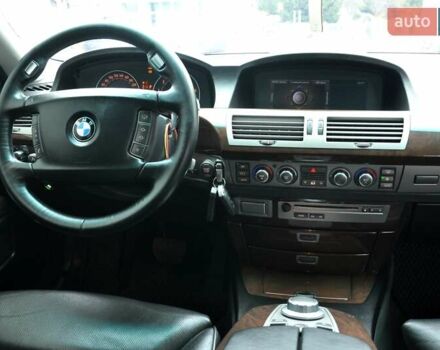 Черный БМВ 7 Серия, объемом двигателя 4.8 л и пробегом 270 тыс. км за 7400 $, фото 26 на Automoto.ua