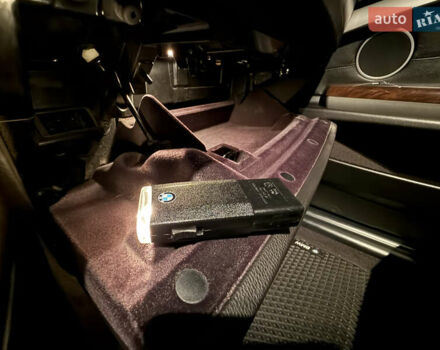 Черный БМВ 7 Серия, объемом двигателя 4.8 л и пробегом 270 тыс. км за 7350 $, фото 33 на Automoto.ua