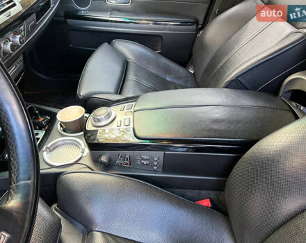 Черный БМВ 7 Серия, объемом двигателя 4.8 л и пробегом 205 тыс. км за 9000 $, фото 25 на Automoto.ua