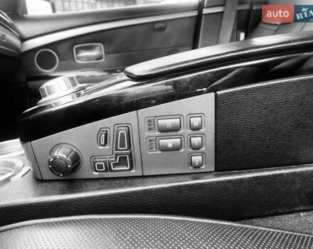 Чорний БМВ 7 Серія, об'ємом двигуна 4.8 л та пробігом 370 тис. км за 12400 $, фото 9 на Automoto.ua