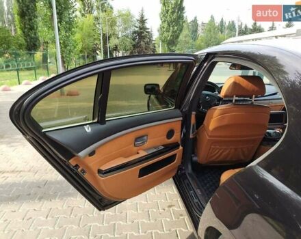 Черный БМВ 7 Серия, объемом двигателя 4.8 л и пробегом 224 тыс. км за 14000 $, фото 16 на Automoto.ua