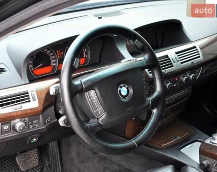 Черный БМВ 7 Серия, объемом двигателя 4.8 л и пробегом 270 тыс. км за 7400 $, фото 17 на Automoto.ua