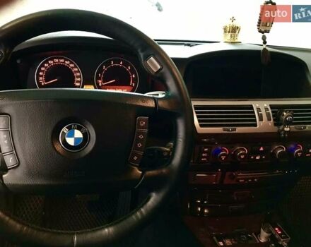 Черный БМВ 7 Серия, объемом двигателя 4.8 л и пробегом 283 тыс. км за 7000 $, фото 13 на Automoto.ua