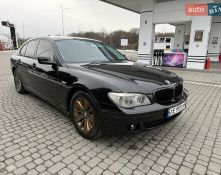 Черный БМВ 7 Серия, объемом двигателя 4.8 л и пробегом 270 тыс. км за 6750 $, фото 2 на Automoto.ua