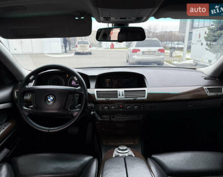 Черный БМВ 7 Серия, объемом двигателя 4.8 л и пробегом 270 тыс. км за 6750 $, фото 19 на Automoto.ua