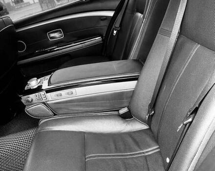 Чорний БМВ 7 Серія, об'ємом двигуна 4.8 л та пробігом 370 тис. км за 12400 $, фото 12 на Automoto.ua