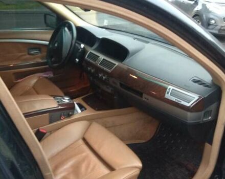 Чорний БМВ 7 Серія, об'ємом двигуна 3 л та пробігом 236 тис. км за 9799 $, фото 8 на Automoto.ua