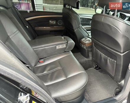 Черный БМВ 7 Серия, объемом двигателя 4.8 л и пробегом 270 тыс. км за 6750 $, фото 3 на Automoto.ua