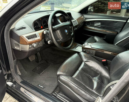 Черный БМВ 7 Серия, объемом двигателя 4.8 л и пробегом 270 тыс. км за 6750 $, фото 20 на Automoto.ua