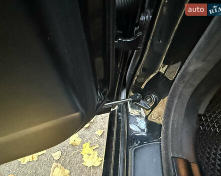 Черный БМВ 7 Серия, объемом двигателя 4.8 л и пробегом 270 тыс. км за 7350 $, фото 16 на Automoto.ua