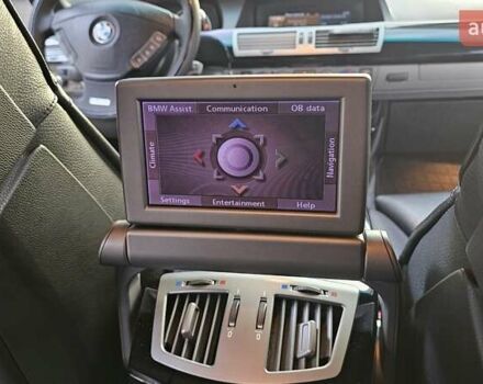 Чорний БМВ 7 Серія, об'ємом двигуна 4.8 л та пробігом 207 тис. км за 9999 $, фото 35 на Automoto.ua