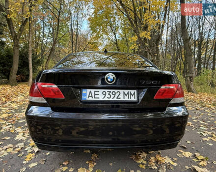 Черный БМВ 7 Серия, объемом двигателя 4.8 л и пробегом 270 тыс. км за 7350 $, фото 6 на Automoto.ua