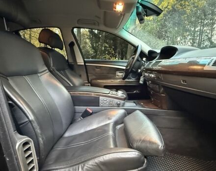 Черный БМВ 7 Серия, объемом двигателя 4.8 л и пробегом 262 тыс. км за 7350 $, фото 1 на Automoto.ua