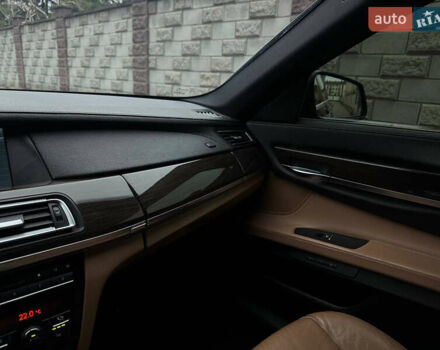 Чорний БМВ 7 Серія, об'ємом двигуна 2.99 л та пробігом 259 тис. км за 12999 $, фото 44 на Automoto.ua