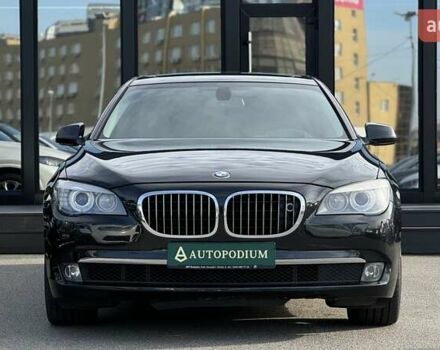 Чорний БМВ 7 Серія, об'ємом двигуна 4.4 л та пробігом 141 тис. км за 13500 $, фото 1 на Automoto.ua