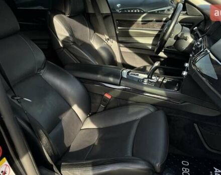 Чорний БМВ 7 Серія, об'ємом двигуна 4.4 л та пробігом 141 тис. км за 13500 $, фото 25 на Automoto.ua