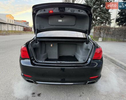 Черный БМВ 7 Серия, объемом двигателя 4.39 л и пробегом 184 тыс. км за 10850 $, фото 47 на Automoto.ua