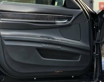 Чорний БМВ 7 Серія, об'ємом двигуна 4.4 л та пробігом 141 тис. км за 13500 $, фото 11 на Automoto.ua