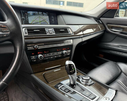 Чорний БМВ 7 Серія, об'ємом двигуна 2.98 л та пробігом 207 тис. км за 13999 $, фото 38 на Automoto.ua