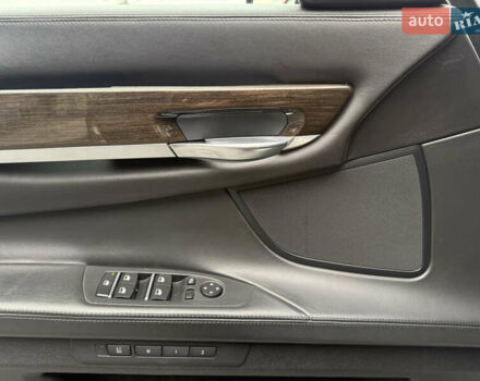Чорний БМВ 7 Серія, об'ємом двигуна 2.98 л та пробігом 207 тис. км за 13999 $, фото 34 на Automoto.ua