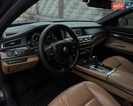 Чорний БМВ 7 Серія, об'ємом двигуна 2.99 л та пробігом 259 тис. км за 12999 $, фото 28 на Automoto.ua