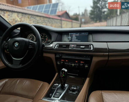 Чорний БМВ 7 Серія, об'ємом двигуна 2.99 л та пробігом 259 тис. км за 12999 $, фото 40 на Automoto.ua
