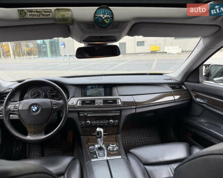 Чорний БМВ 7 Серія, об'ємом двигуна 2.98 л та пробігом 207 тис. км за 13999 $, фото 41 на Automoto.ua