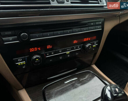 Чорний БМВ 7 Серія, об'ємом двигуна 2.99 л та пробігом 259 тис. км за 12999 $, фото 42 на Automoto.ua