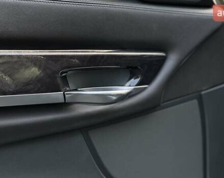 Чорний БМВ 7 Серія, об'ємом двигуна 4.4 л та пробігом 141 тис. км за 13500 $, фото 12 на Automoto.ua