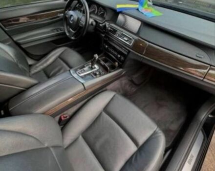 Черный БМВ 7 Серия, объемом двигателя 3 л и пробегом 316 тыс. км за 15999 $, фото 2 на Automoto.ua