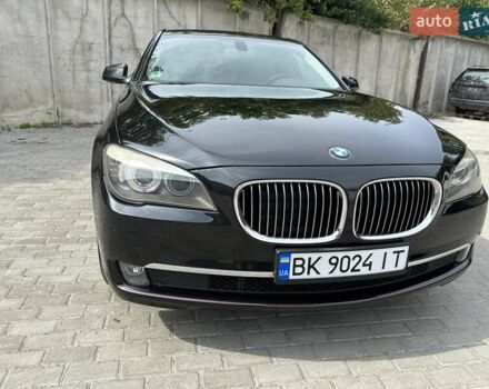 Черный БМВ 7 Серия, объемом двигателя 2.99 л и пробегом 311 тыс. км за 14300 $, фото 4 на Automoto.ua