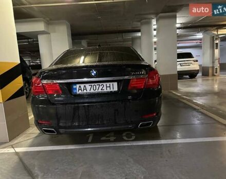 Черный БМВ 7 Серия, объемом двигателя 2.98 л и пробегом 300 тыс. км за 17000 $, фото 2 на Automoto.ua