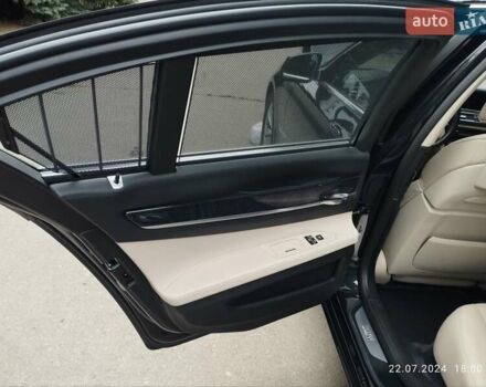 Черный БМВ 7 Серия, объемом двигателя 4.39 л и пробегом 32 тыс. км за 31990 $, фото 10 на Automoto.ua