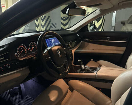 Черный БМВ 7 Серия, объемом двигателя 2.98 л и пробегом 179 тыс. км за 11900 $, фото 8 на Automoto.ua
