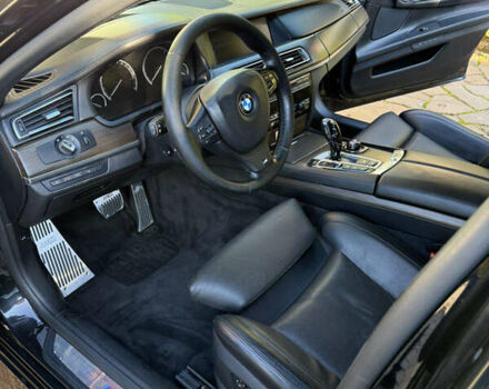 Черный БМВ 7 Серия, объемом двигателя 4.4 л и пробегом 260 тыс. км за 11900 $, фото 30 на Automoto.ua