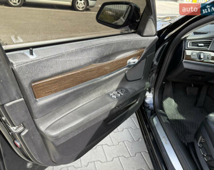 Черный БМВ 7 Серия, объемом двигателя 2.98 л и пробегом 250 тыс. км за 13500 $, фото 16 на Automoto.ua