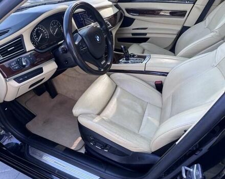 Черный БМВ 7 Серия, объемом двигателя 4.39 л и пробегом 213 тыс. км за 13700 $, фото 6 на Automoto.ua