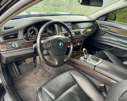 Черный БМВ 7 Серия, объемом двигателя 4.4 л и пробегом 220 тыс. км за 4300 $, фото 6 на Automoto.ua