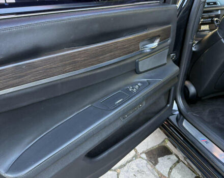 Черный БМВ 7 Серия, объемом двигателя 4.4 л и пробегом 260 тыс. км за 11900 $, фото 28 на Automoto.ua