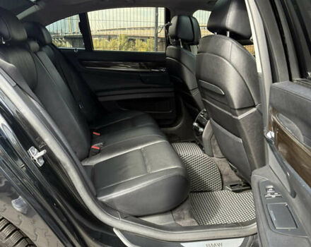 Черный БМВ 7 Серия, объемом двигателя 2.98 л и пробегом 250 тыс. км за 13500 $, фото 17 на Automoto.ua