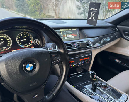 Черный БМВ 7 Серия, объемом двигателя 4.39 л и пробегом 275 тыс. км за 12800 $, фото 19 на Automoto.ua